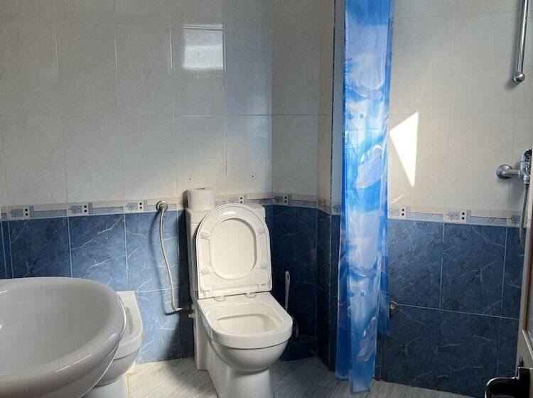 스탠다드 룸, Gega