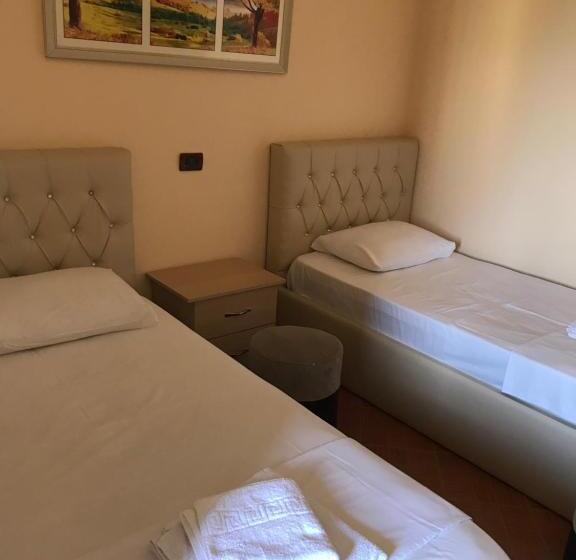 스탠다드 도시전망 룸, Gega