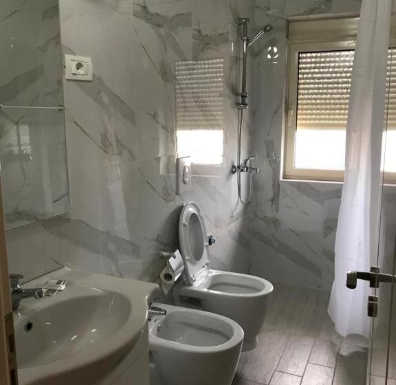 스탠다드 발코니 룸, Gega