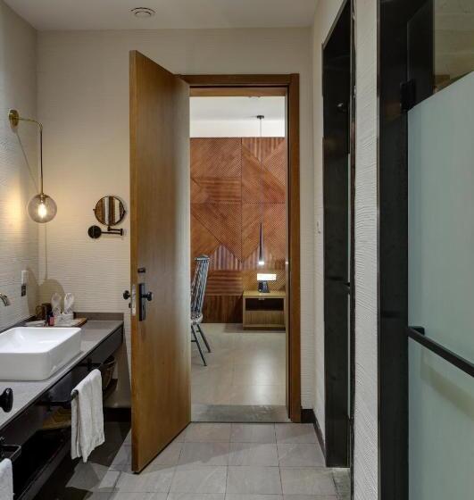 סוויטת 2 חדרי שינה, Vangen