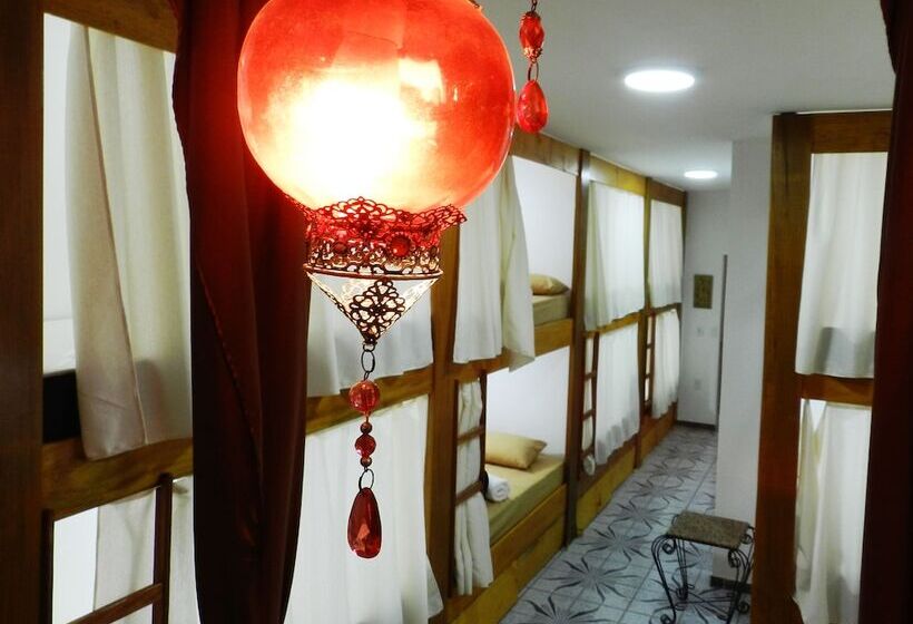 공동 객실, Utopia Hostel