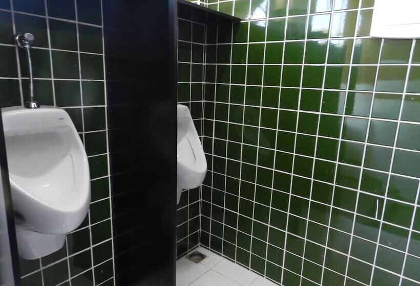 공동 객실, Utopia Hostel