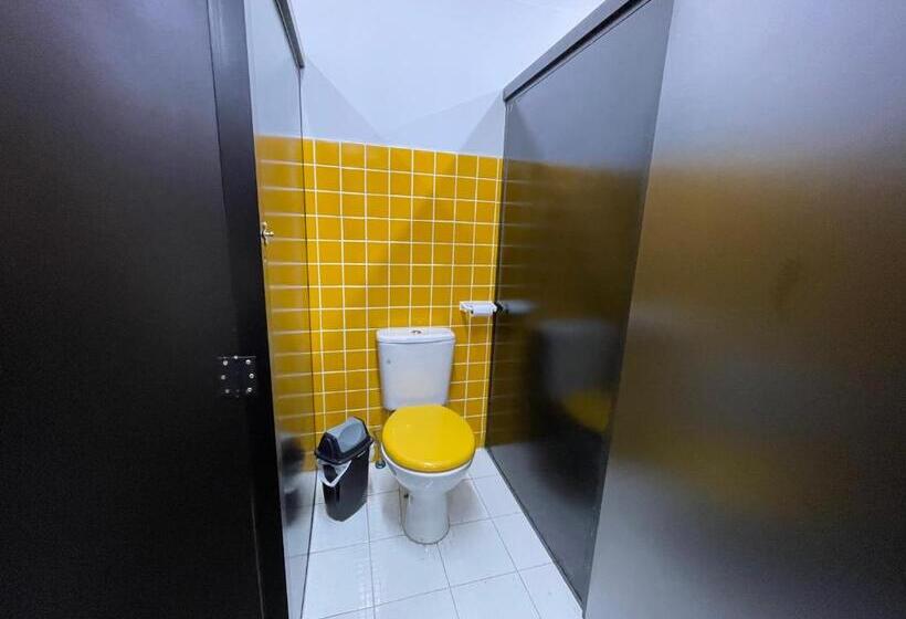 공동 객실, Utopia Hostel