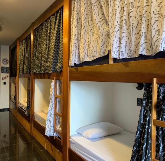 공동 객실, Utopia Hostel