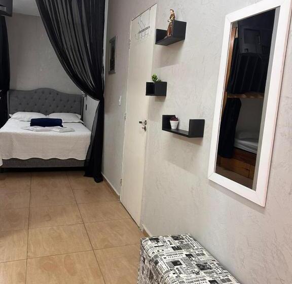 4인용 스탠다드 룸, Utopia Hostel