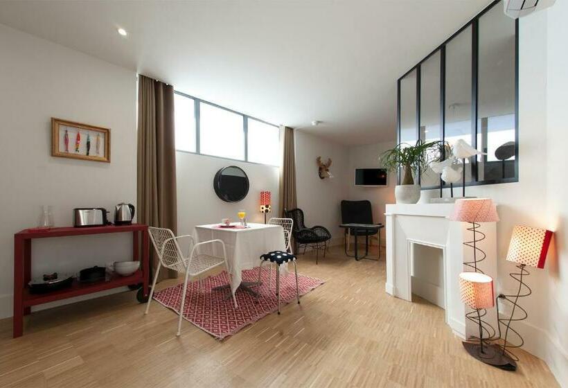 شقة غرفة واحدة, Appart  Eugenie