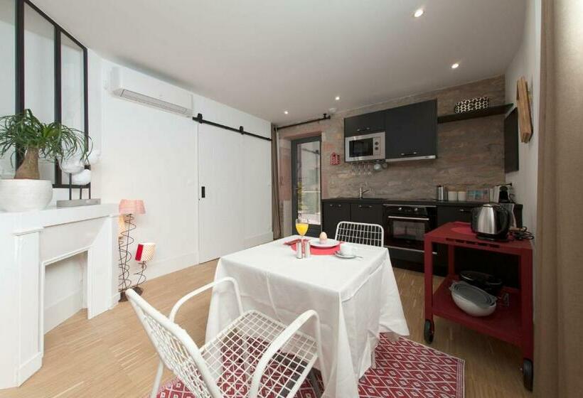 شقة غرفة واحدة, Appart  Eugenie