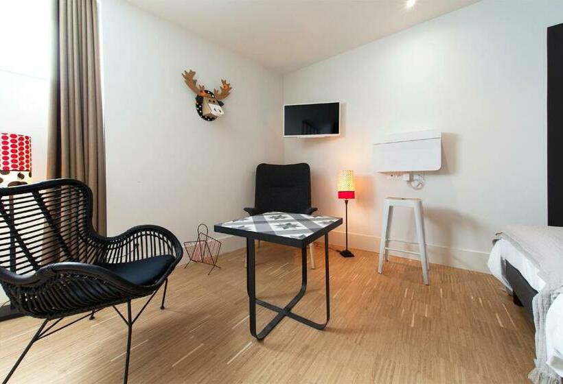 شقة غرفة واحدة, Appart  Eugenie