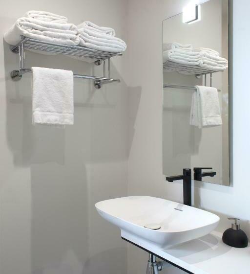 شقة غرفة واحدة, Appart  Eugenie