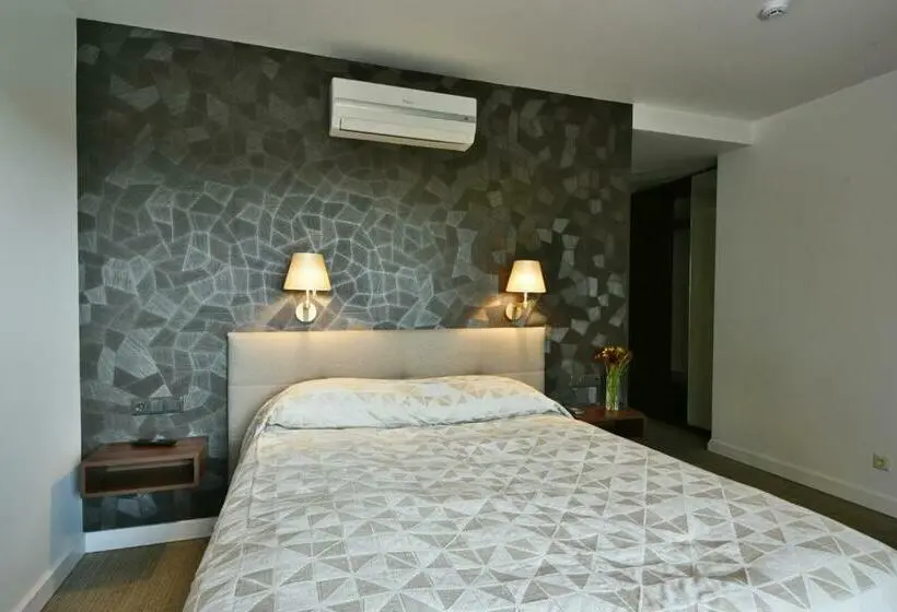 اتاق لوکس با بالکن, Seklytele Apartments