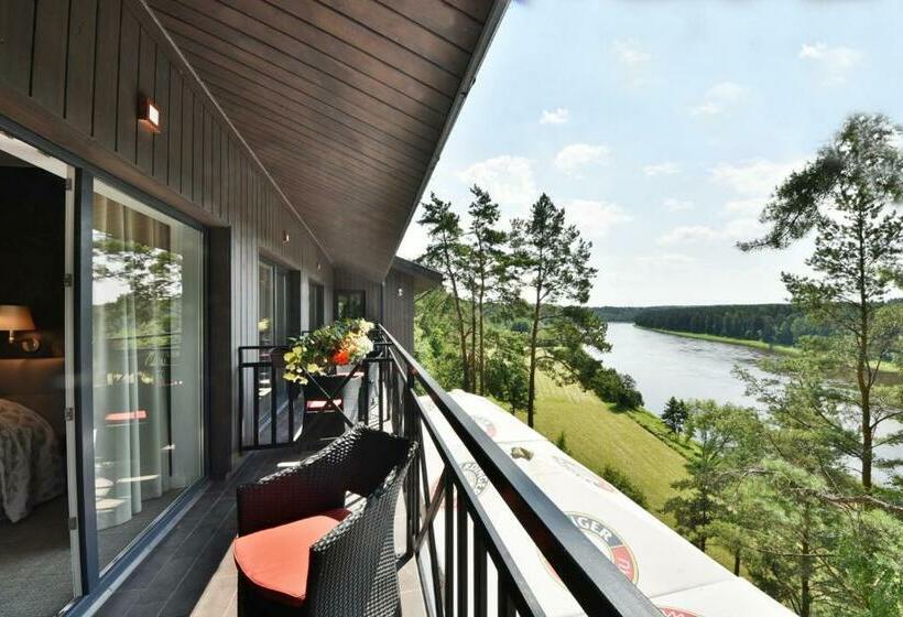 اتاق لوکس با بالکن, Seklytele Apartments