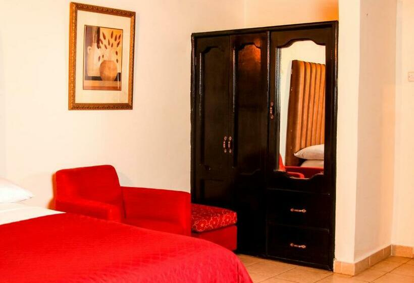 اتاق استاندارد با بالکن, The Stafford Lodge