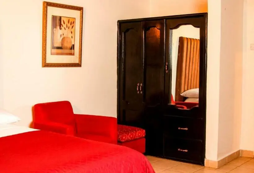 اتاق استاندارد با بالکن, The Stafford Lodge