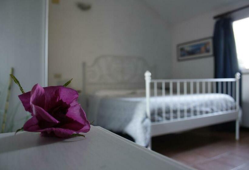 스탠다드 트리플 룸, Agriturismo Argentea