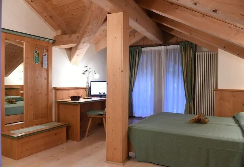 Standard Neljän Hengen Huone, Casa Moresc