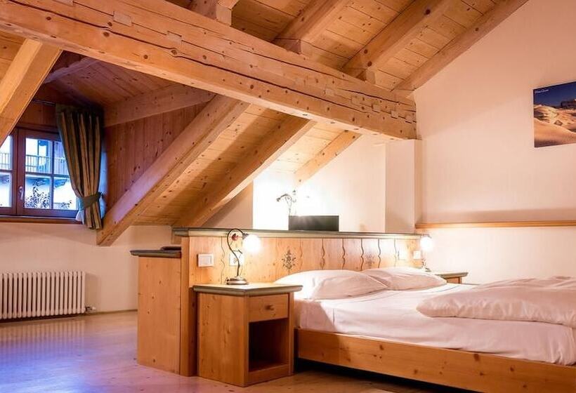 غرفة قياسية رباعية, Casa Moresc