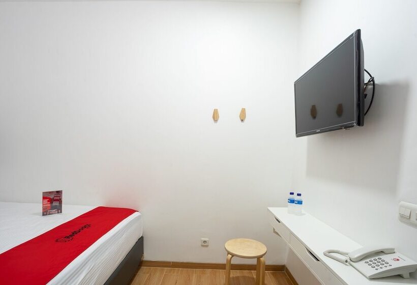 标准间, Reddoorz Plus @ Danau Sunter Utara