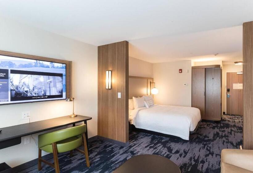 Люкс Кровать Кинг, Fairfield Inn & Suites By Marriott Northfield