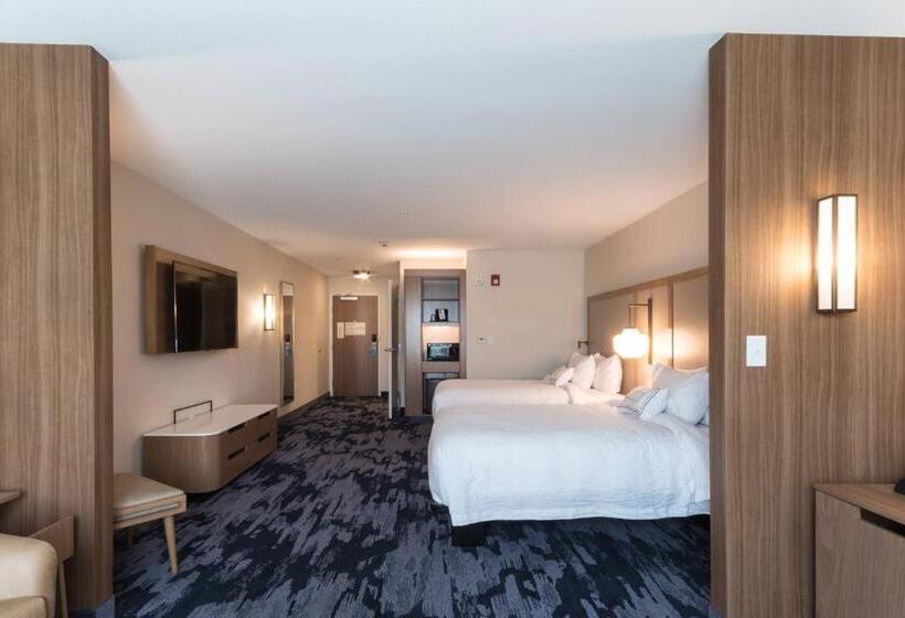 Люкс Кровать Квин, Fairfield Inn & Suites By Marriott Northfield