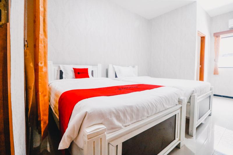 标准间, Reddoorz Near Taman Rekreasi Selecta