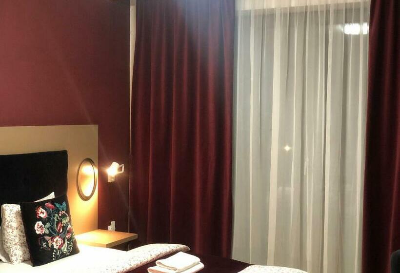 اتاق استاندارد با بالکن, Villa La Via