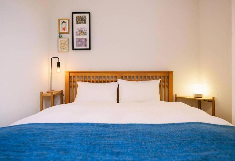 Апартаменты 3 Спальни, Ten Apartment