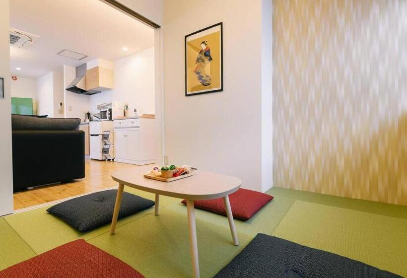 Апартаменты 3 Спальни, Ten Apartment