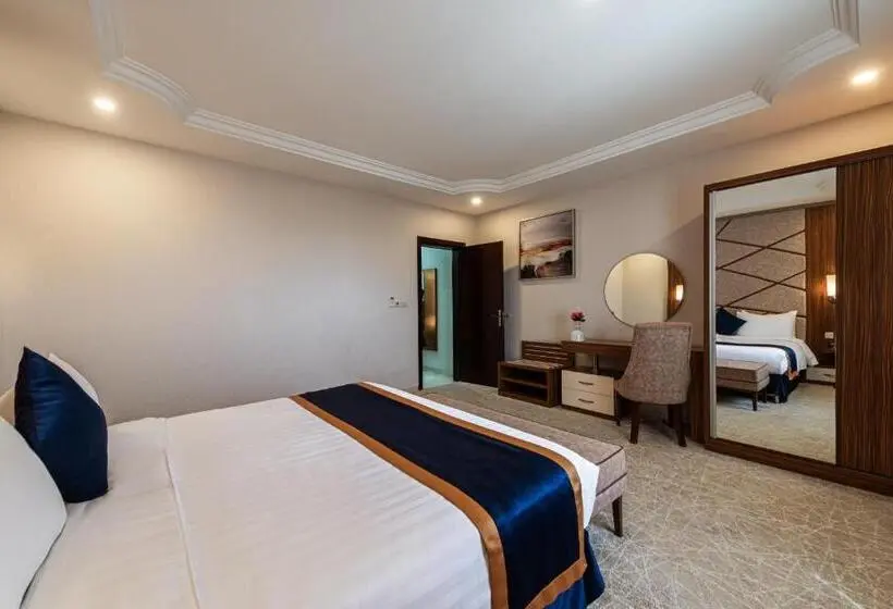 سوییت جونیور, Al Qasr Al Wadeen