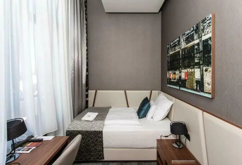 اتاق استاندارد یک نفره, Artis Boutique