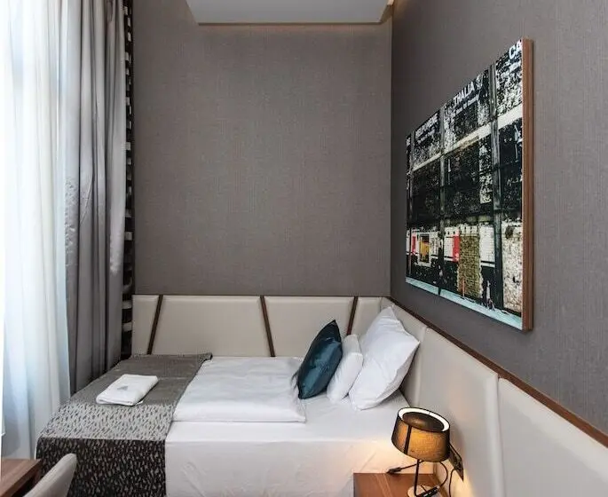 اتاق استاندارد یک نفره, Artis Boutique