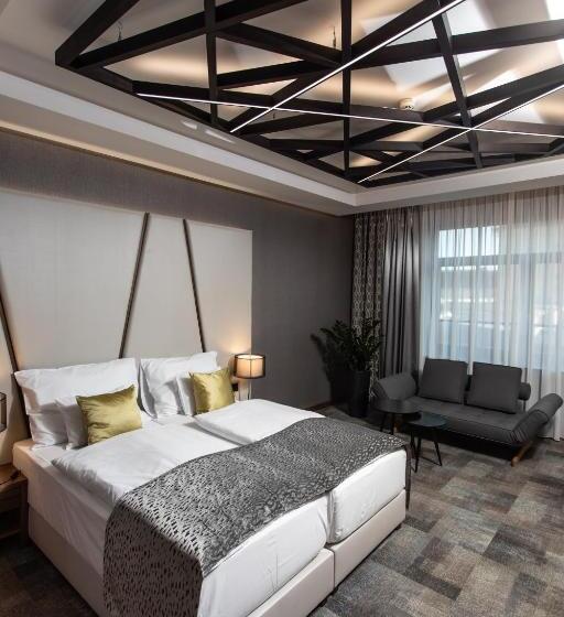 수피리어 룸 도시 전망, Artis Boutique