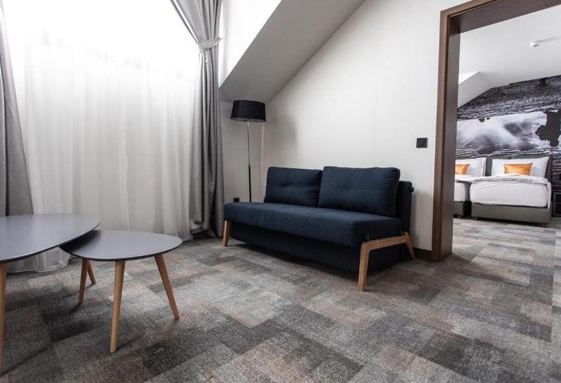 패밀리 스위트, Artis Boutique