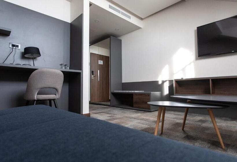 패밀리 스위트, Artis Boutique