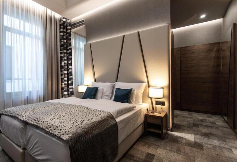 수피리어 룸 도시 전망, Artis Boutique