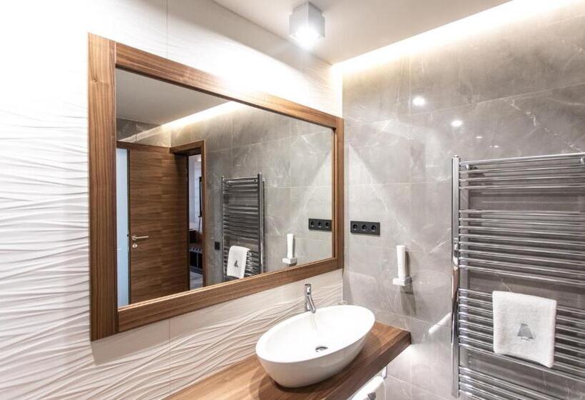 수피리어 룸 도시 전망, Artis Boutique