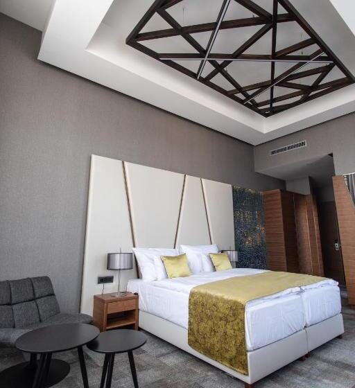 수피리어 룸 도시 전망, Artis Boutique