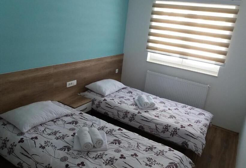 اتاق استاندارد, Mediteran B&b