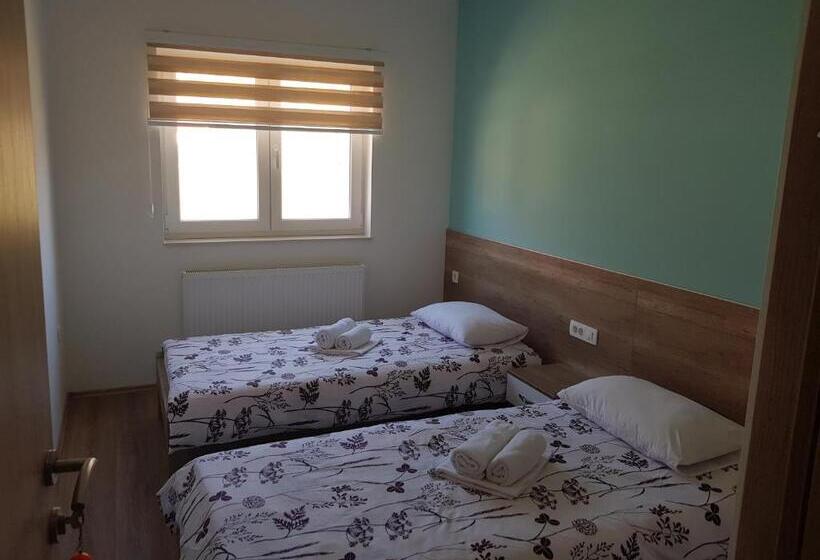 اتاق استاندارد, Mediteran B&b