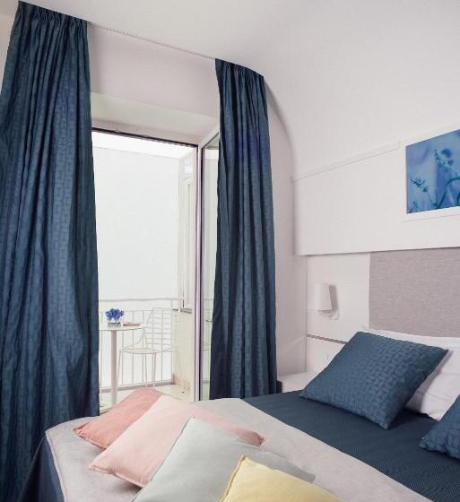 デラックスルーム, Al Chiar Di Luna