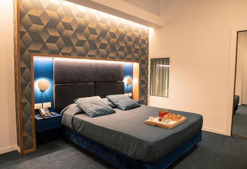 スーペリアールーム, Al Chiar Di Luna