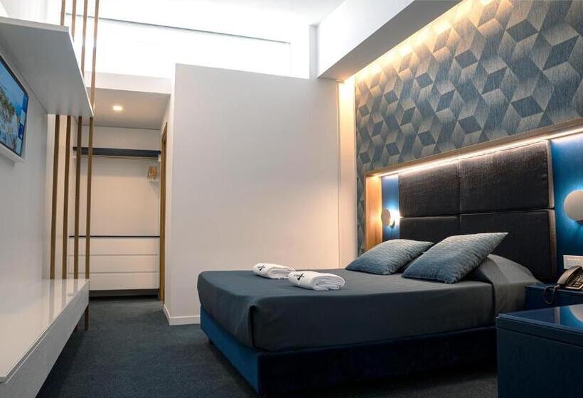 スタンダードルーム, Al Chiar Di Luna