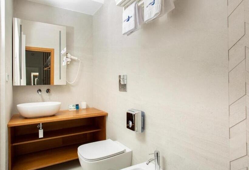 スタンダードルーム, Al Chiar Di Luna