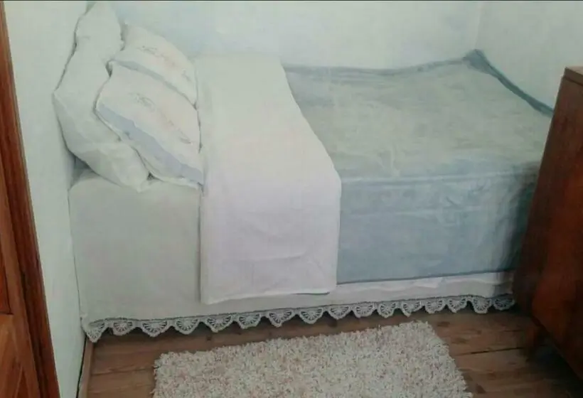 اتاق اکونومی, Small Room For Two In Private Villa
