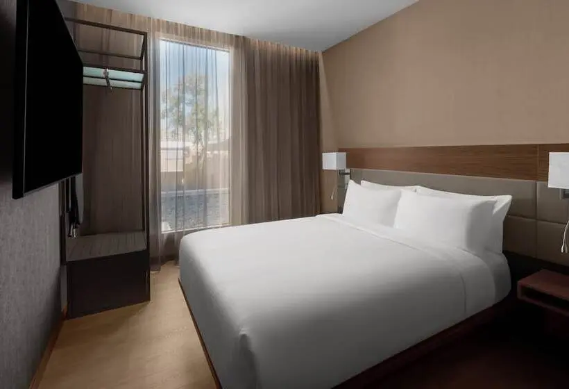 2 Bedroom Suite City View, Ac Hotel By Marriott Scottsdale Old Town