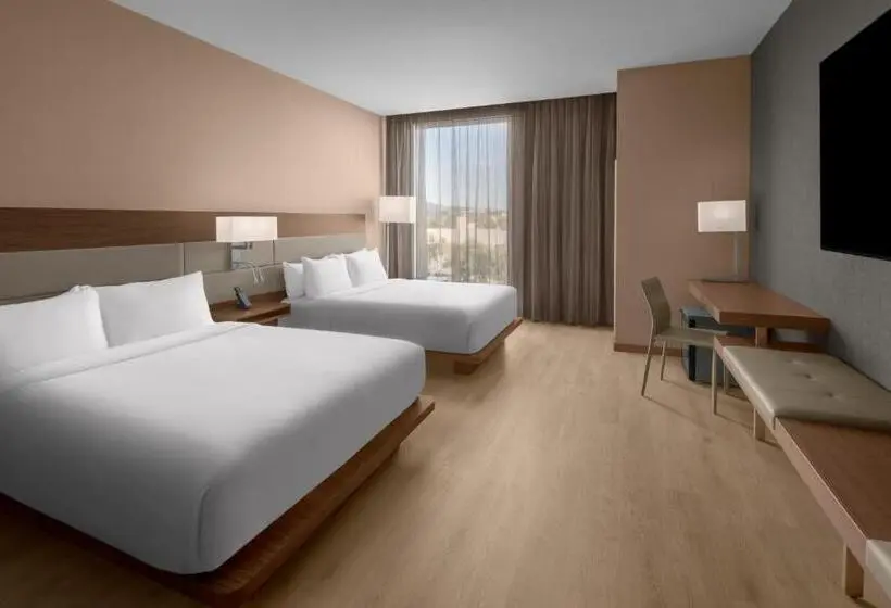 身障者適用クイーンサイズベッドルーム, Ac Hotel By Marriott Scottsdale Old Town
