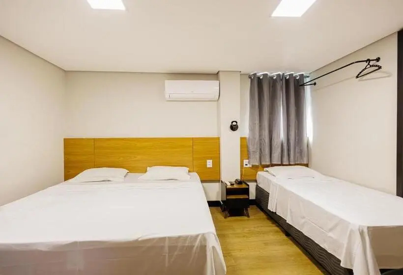Deluxe Kolmen Hengen Huone, Move Bh