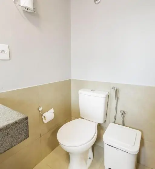 Deluxe Kolmen Hengen Huone, Move Bh