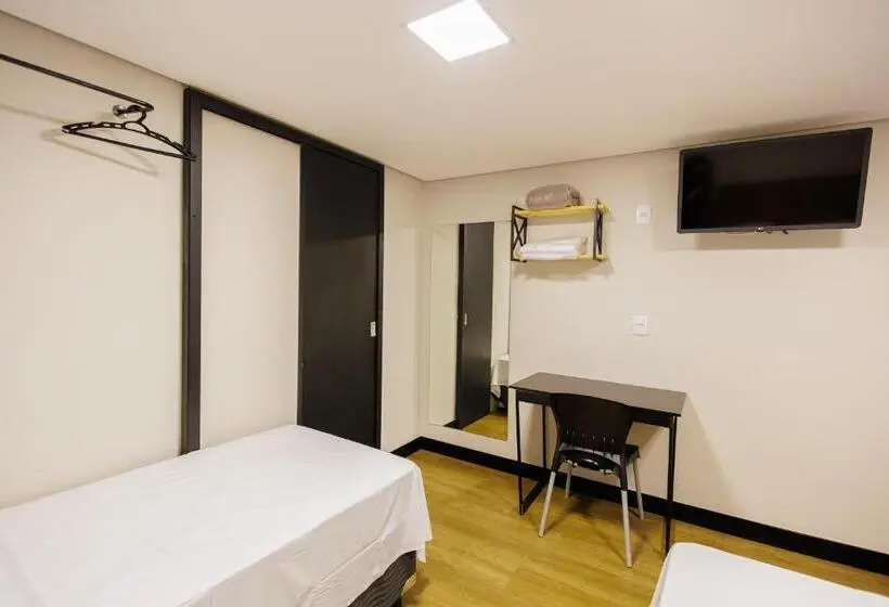 Deluxe Kolmen Hengen Huone, Move Bh