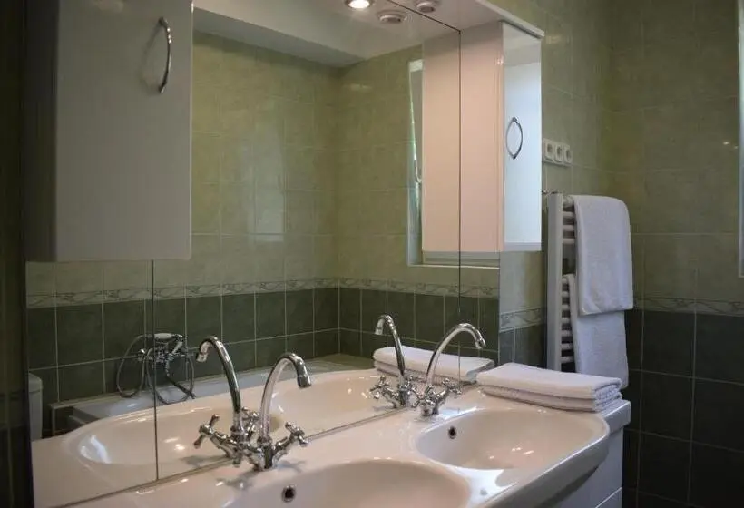スイート（家族用）, Orient Apartmanház
