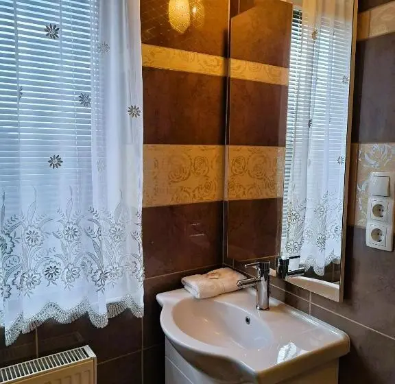 １ベッドルームアパートメント, Orient Apartmanház